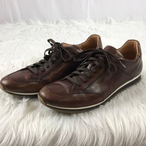 magnanni chaz leather sneaker